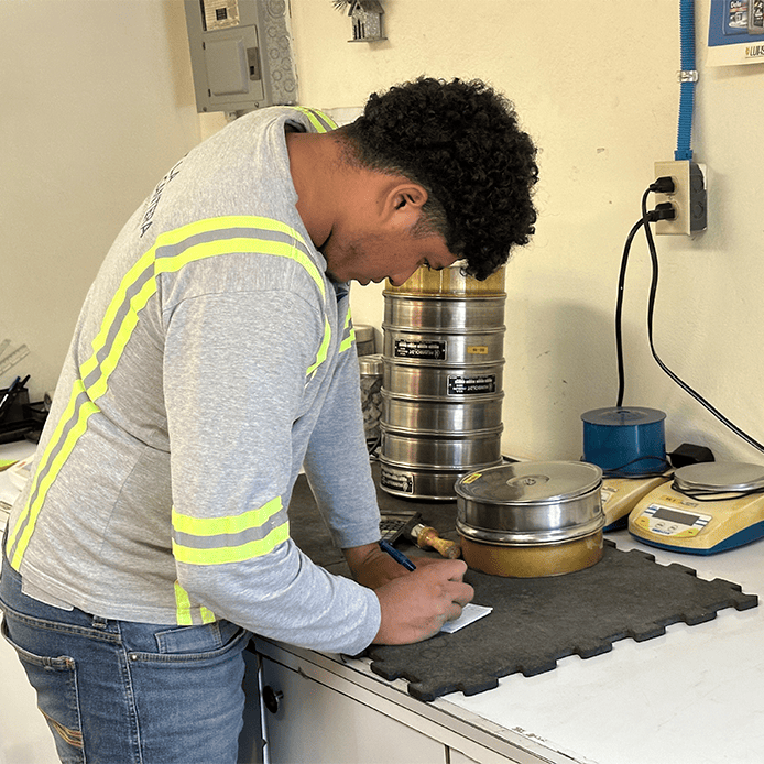 Análisis Granulométrico ASTM C-136